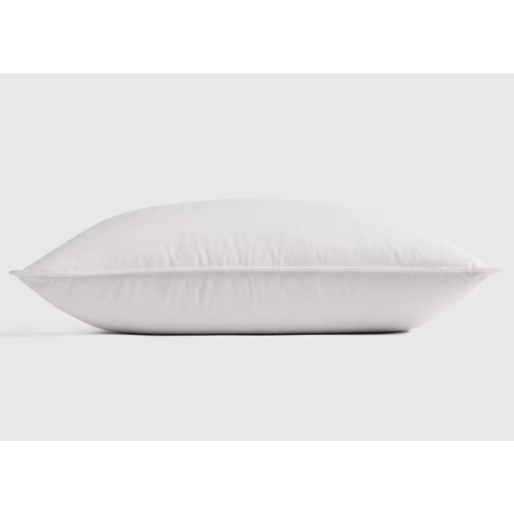 NEW Quince Home Premium Down Alternative Pillow White Standard Medium Firm